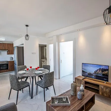 You Will Love This Luxury 2 Bedroom Holiday In With Private Pool 1381 Ajia Napa